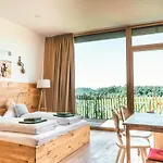 Gut Huegle Erlebnishof & Apart Otel Ravensburg