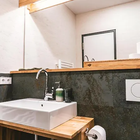 Apartmanhotel Gut Huegle Erlebnishof & 4*